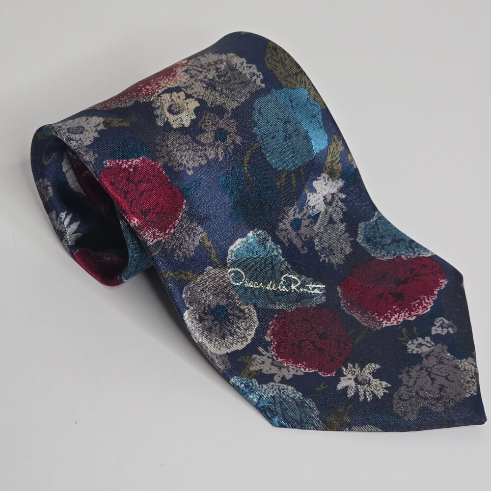 Oscar de la Renta Tie Mens 4" Vintage Blue Floral Flowers‎ Art USA Made 57.5"